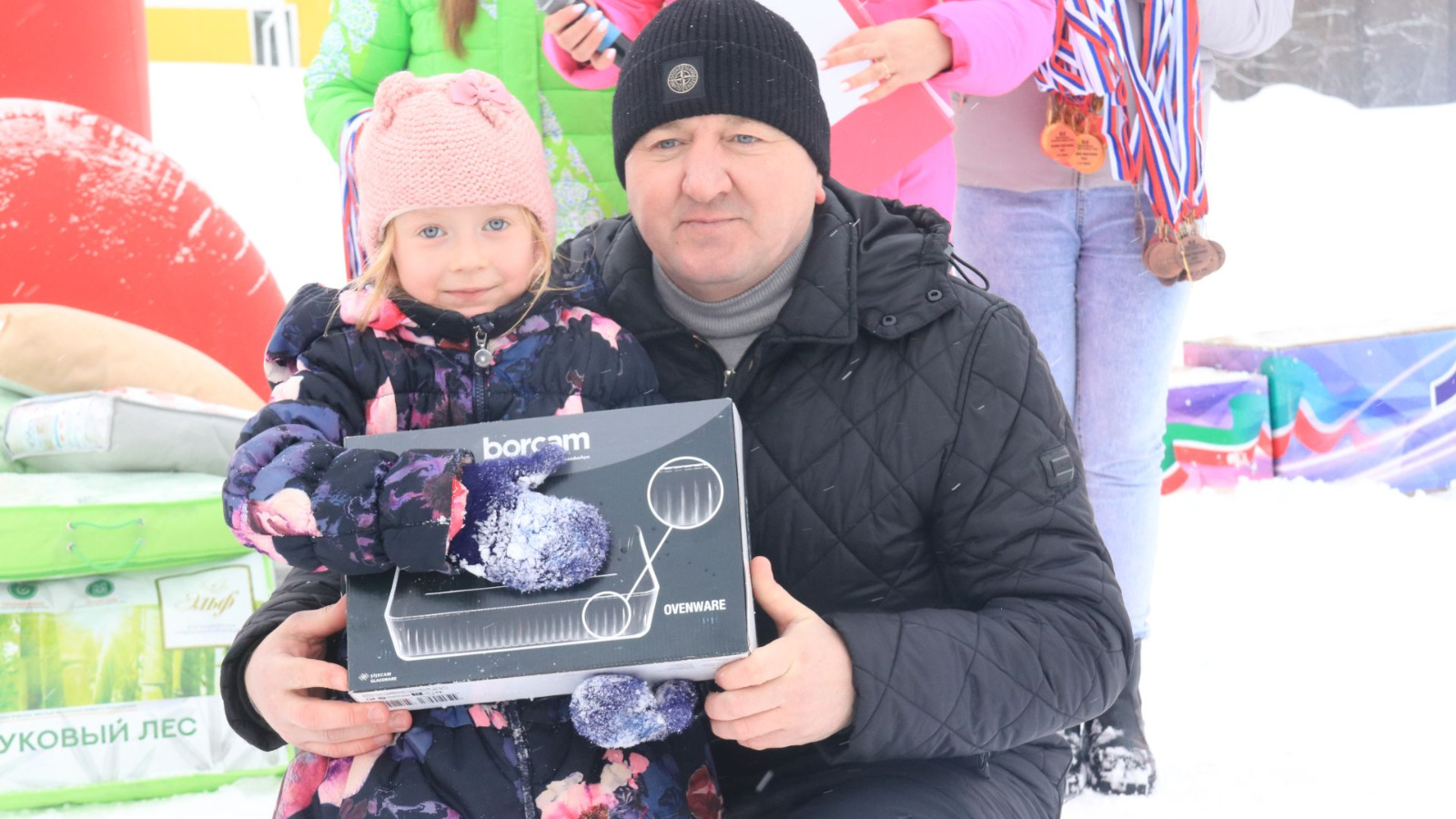 лагерь юбилейный омск. центр искусств спутник омск. детский лагерь омск 2024. дол спутник омск логотип. детский лагерь дол дружные ребята омск.